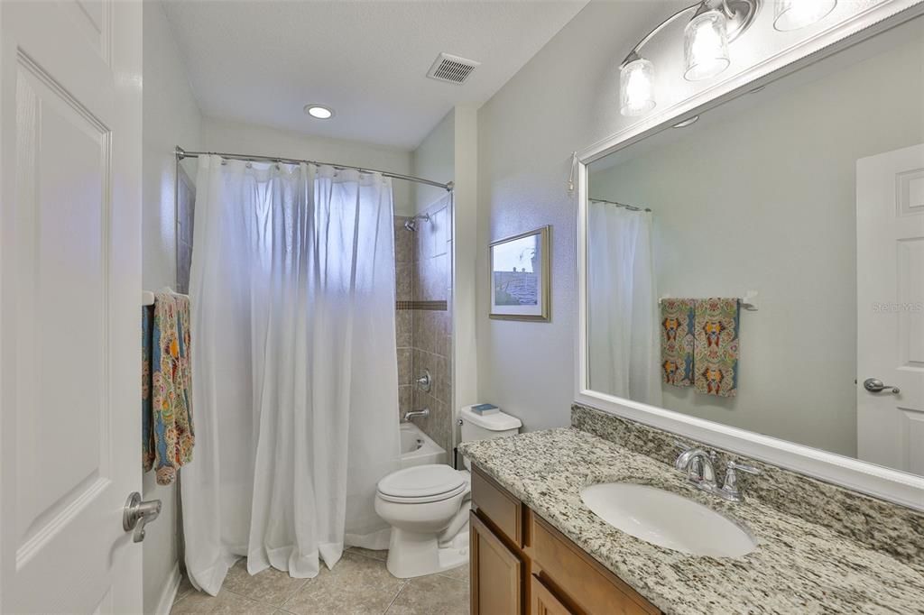 For Sale: $309,000 (3 beds, 2 baths, 1381 Square Feet)