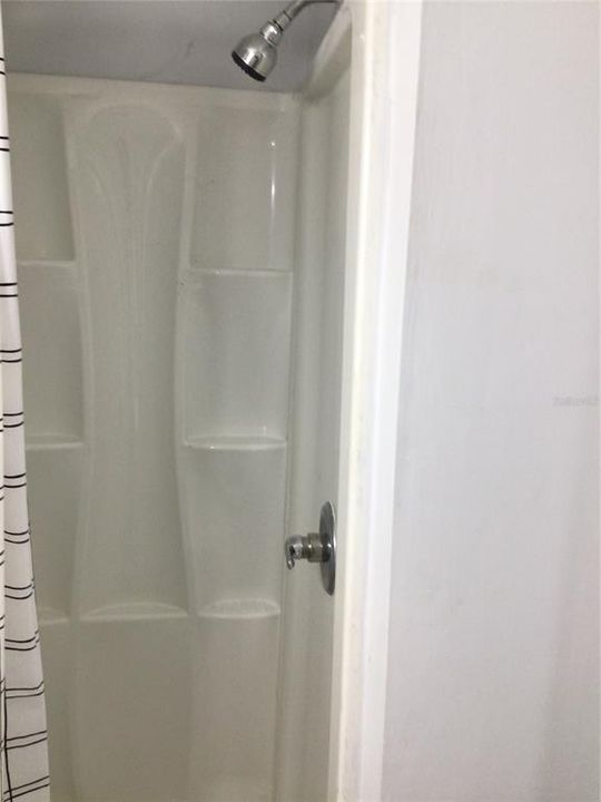 En Venta: $269,900 (4 camas, 2 baños, 1690 Pies cuadrados)