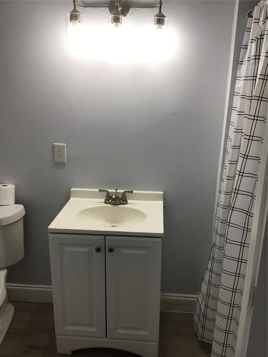 En Venta: $269,900 (4 camas, 2 baños, 1690 Pies cuadrados)