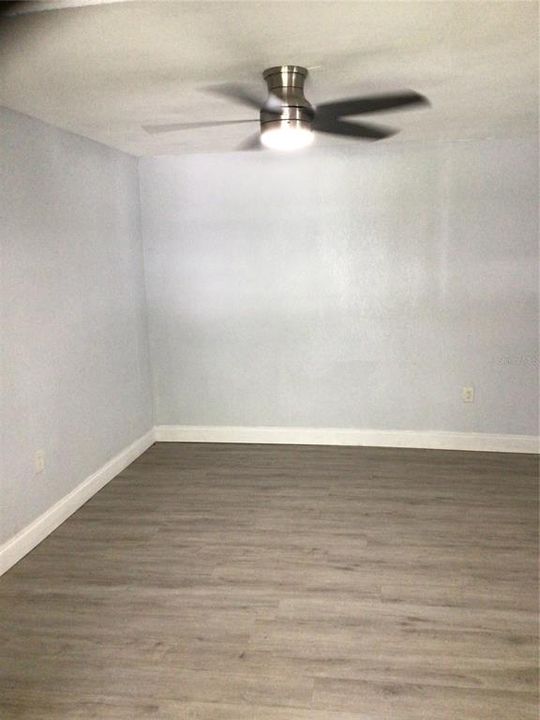 En Venta: $269,900 (4 camas, 2 baños, 1690 Pies cuadrados)