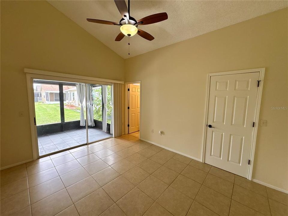 For Rent: $2,300 (3 beds, 2 baths, 1167 Square Feet)