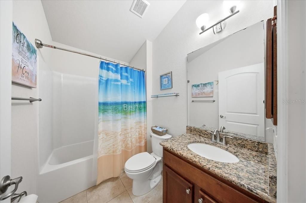 En Venta: $329,900 (4 camas, 2 baños, 1814 Pies cuadrados)