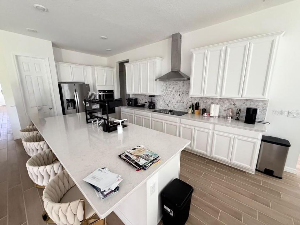 En Venta: $1,100,000 (5 camas, 4 baños, 3743 Pies cuadrados)