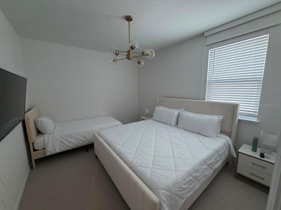 En Venta: $1,100,000 (5 camas, 4 baños, 3743 Pies cuadrados)