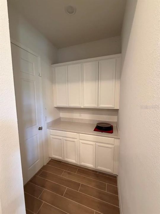En Venta: $1,100,000 (5 camas, 4 baños, 3743 Pies cuadrados)