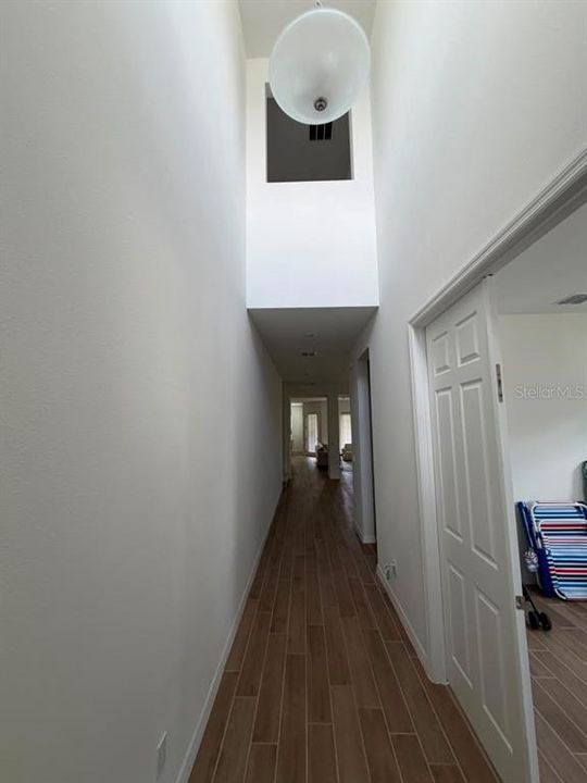 En Venta: $1,100,000 (5 camas, 4 baños, 3743 Pies cuadrados)
