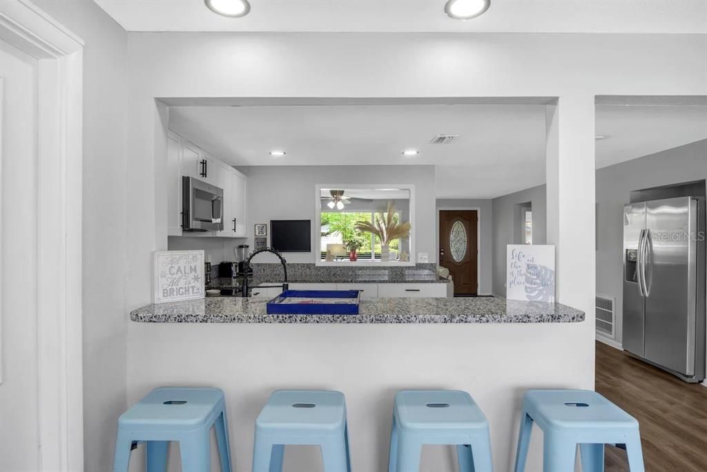 For Sale: $550,000 (4 beds, 2 baths, 1638 Square Feet)
