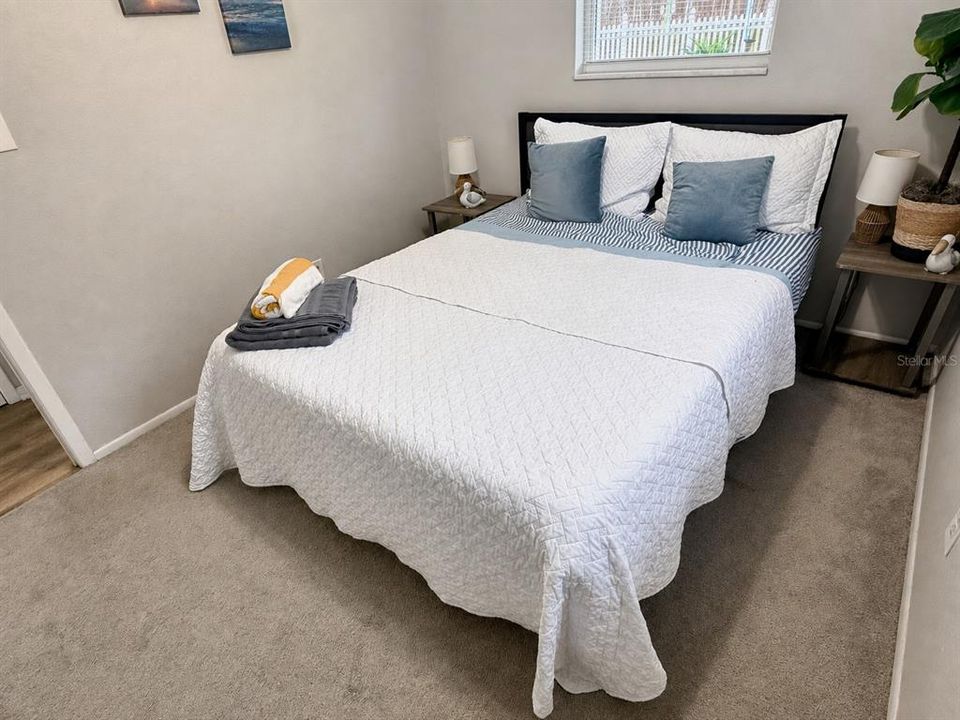 For Sale: $550,000 (4 beds, 2 baths, 1638 Square Feet)