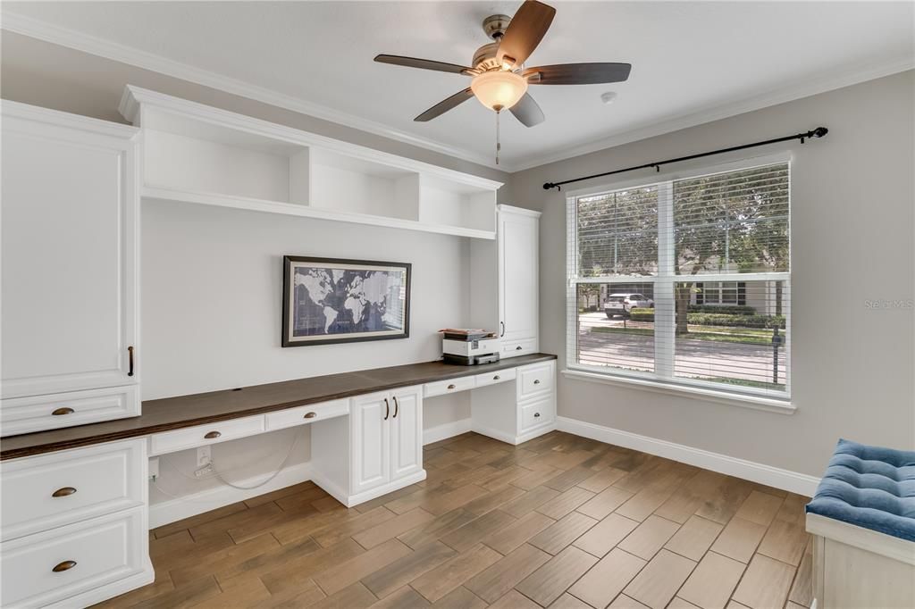 Activo con contrato: $1,199,000 (5 camas, 3 baños, 4909 Pies cuadrados)