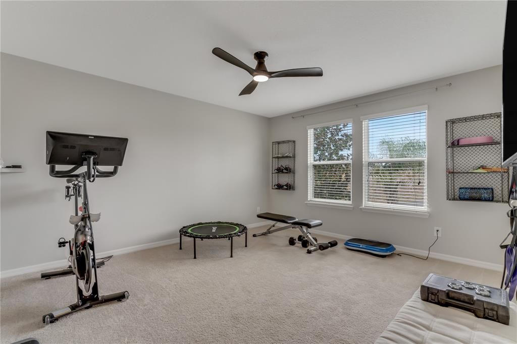 Activo con contrato: $1,199,000 (5 camas, 3 baños, 4909 Pies cuadrados)