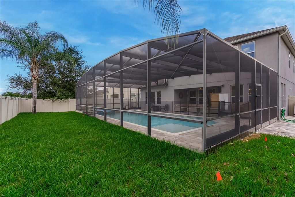 Activo con contrato: $1,199,000 (5 camas, 3 baños, 4909 Pies cuadrados)