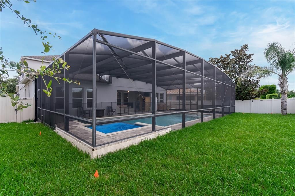 Activo con contrato: $1,199,000 (5 camas, 3 baños, 4909 Pies cuadrados)