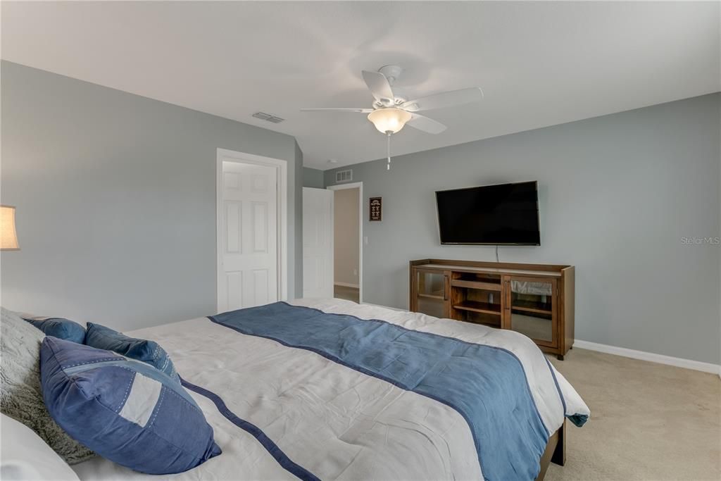 Activo con contrato: $1,199,000 (5 camas, 3 baños, 4909 Pies cuadrados)