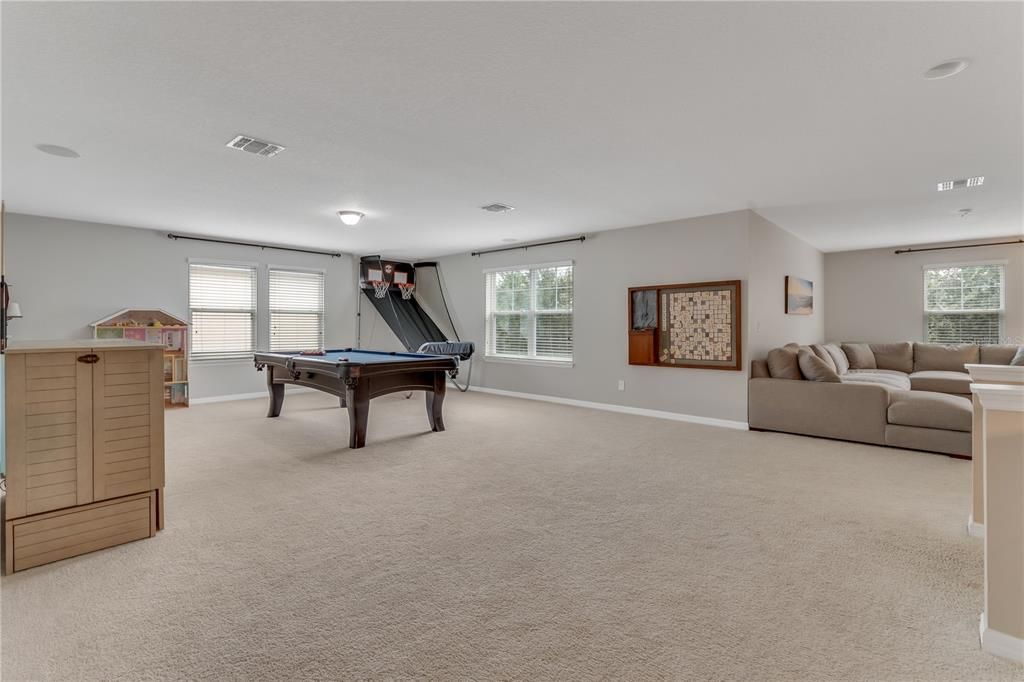 Activo con contrato: $1,199,000 (5 camas, 3 baños, 4909 Pies cuadrados)