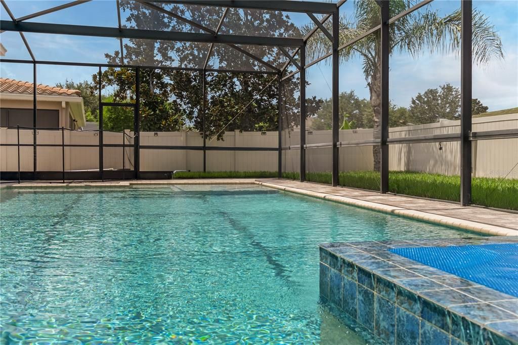 Activo con contrato: $1,199,000 (5 camas, 3 baños, 4909 Pies cuadrados)