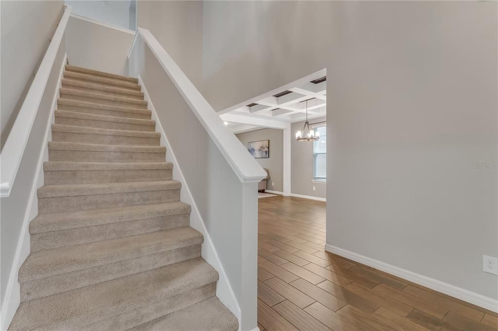 Activo con contrato: $1,199,000 (5 camas, 3 baños, 4909 Pies cuadrados)