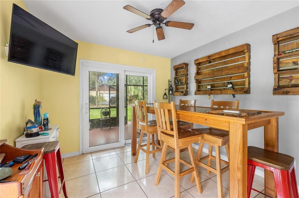 For Sale: $450,000 (3 beds, 2 baths, 1908 Square Feet)