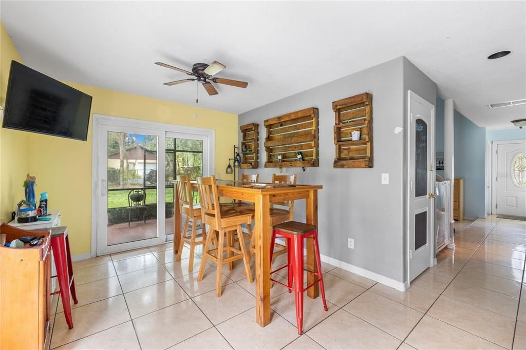 For Sale: $450,000 (3 beds, 2 baths, 1908 Square Feet)