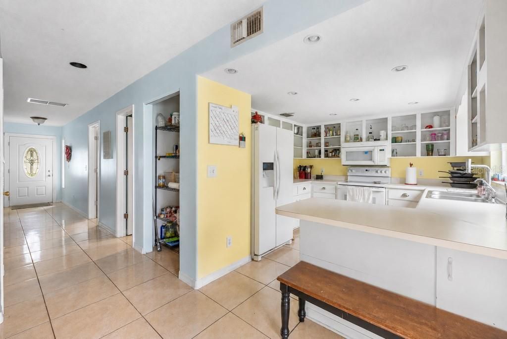 For Sale: $450,000 (3 beds, 2 baths, 1908 Square Feet)