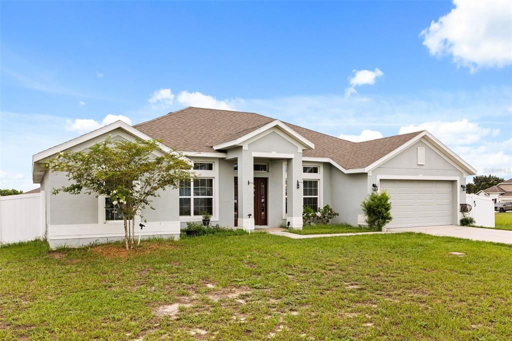 Active With Contract: $288,990 (4 beds, 2 baths, 2058 Square Feet)