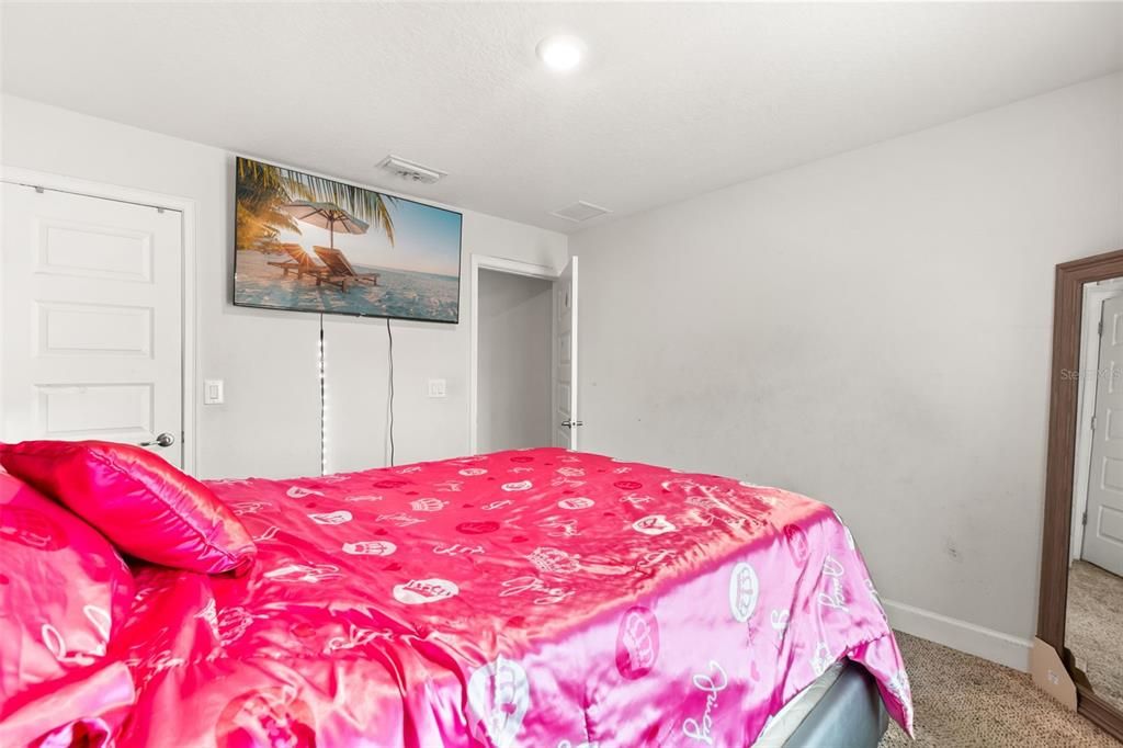 Active With Contract: $288,990 (4 beds, 2 baths, 2058 Square Feet)