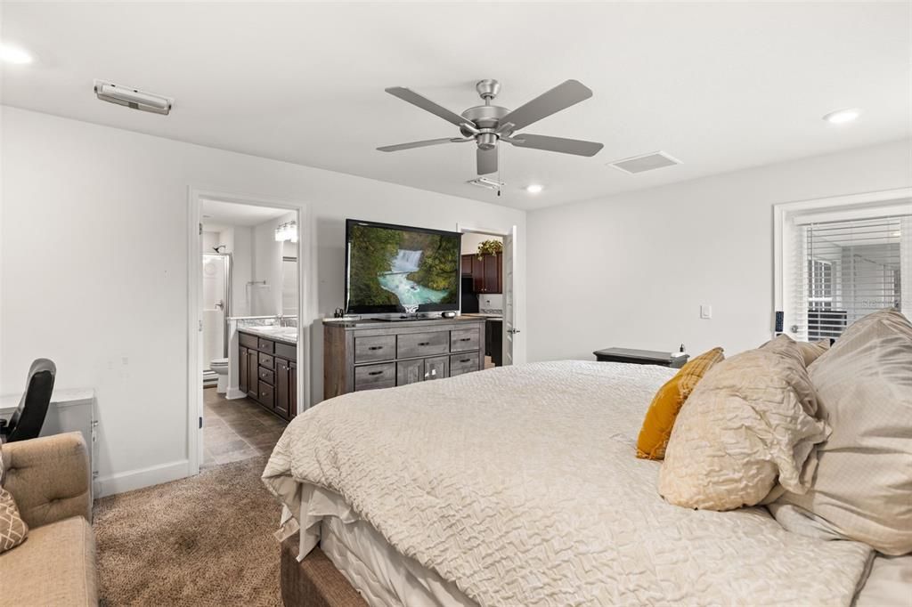 Active With Contract: $288,990 (4 beds, 2 baths, 2058 Square Feet)