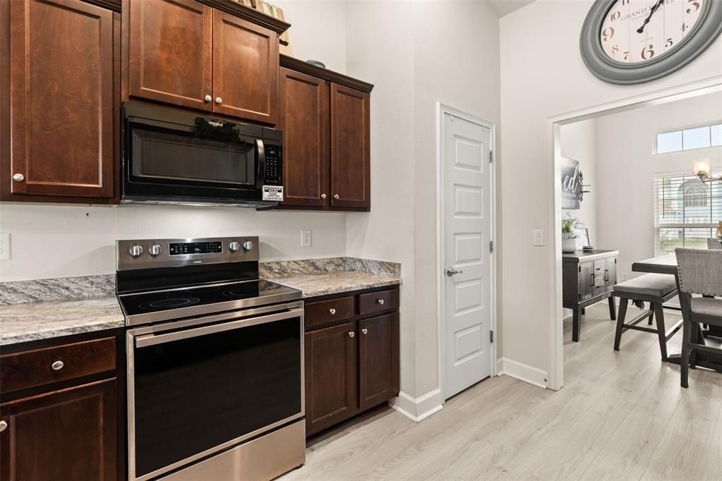 Active With Contract: $288,990 (4 beds, 2 baths, 2058 Square Feet)