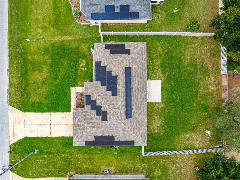 На продажу: $299,900 (4 спален, 2 ванн, 1476 Квадратных фут)