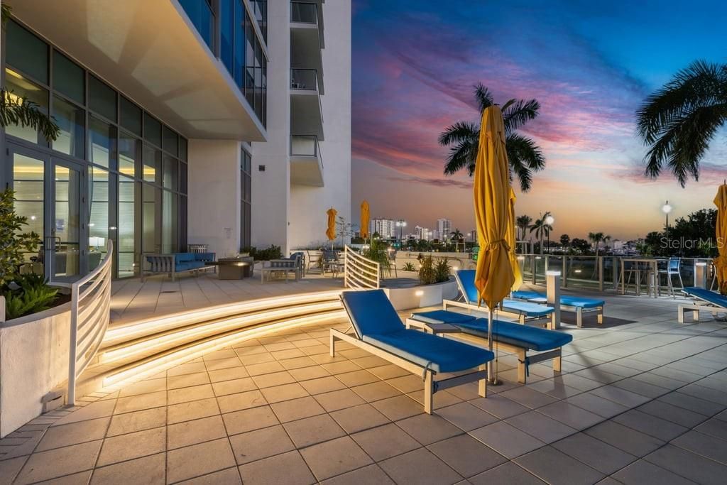 For Rent: $9,500 (2 beds, 2 baths, 2040 Square Feet)