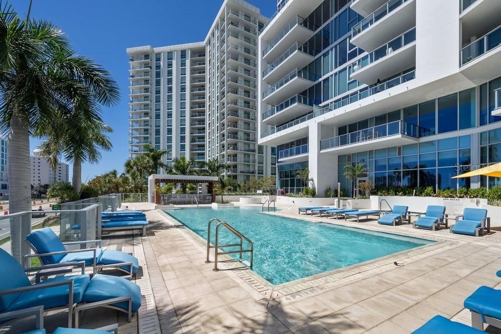 For Rent: $9,500 (2 beds, 2 baths, 2040 Square Feet)