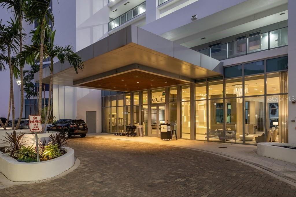 For Rent: $9,500 (2 beds, 2 baths, 2040 Square Feet)