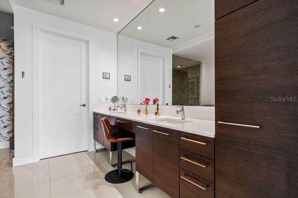 For Rent: $9,500 (2 beds, 2 baths, 2040 Square Feet)