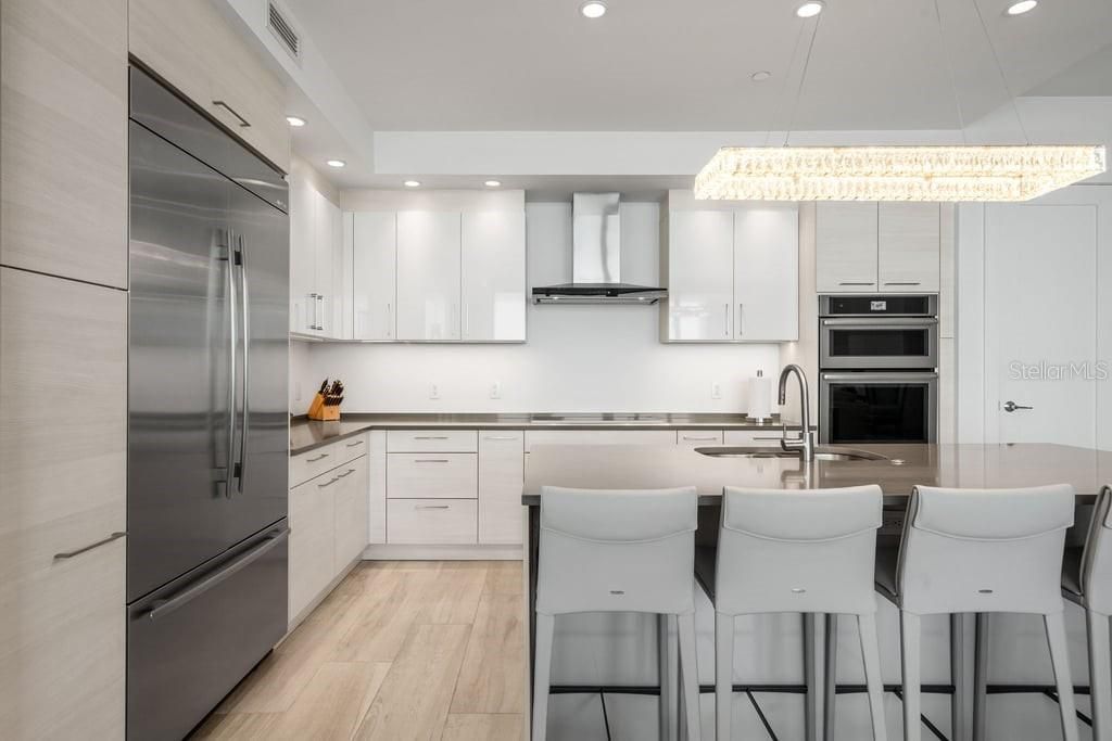 For Rent: $9,500 (2 beds, 2 baths, 2040 Square Feet)