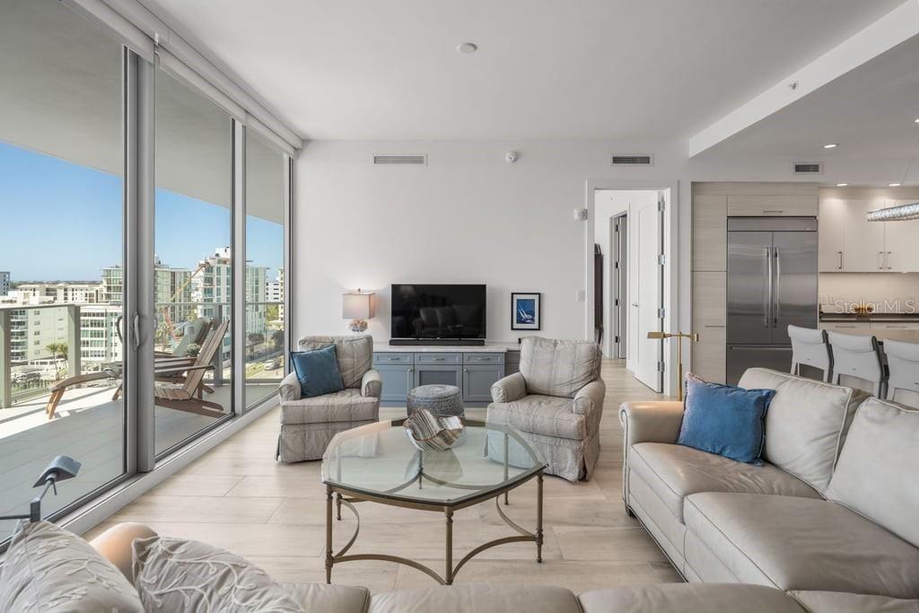 For Rent: $9,500 (2 beds, 2 baths, 2040 Square Feet)
