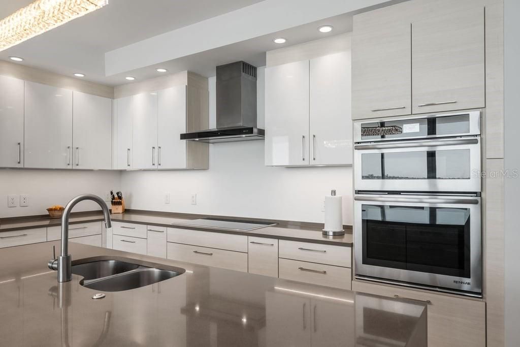 For Rent: $9,500 (2 beds, 2 baths, 2040 Square Feet)