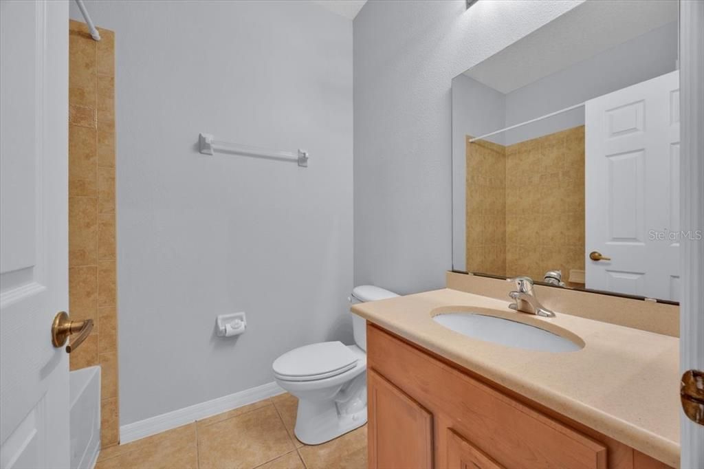 For Sale: $274,000 (3 beds, 2 baths, 1808 Square Feet)