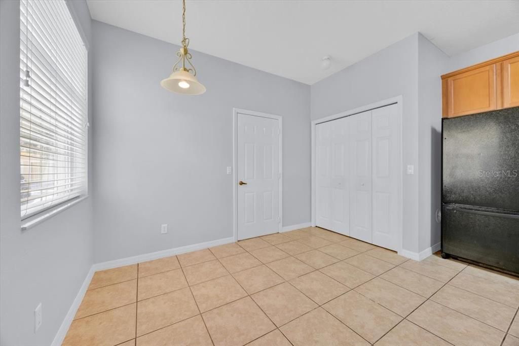 For Sale: $274,000 (3 beds, 2 baths, 1808 Square Feet)