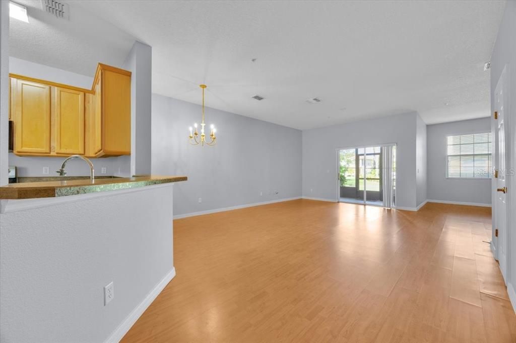 For Sale: $274,000 (3 beds, 2 baths, 1808 Square Feet)
