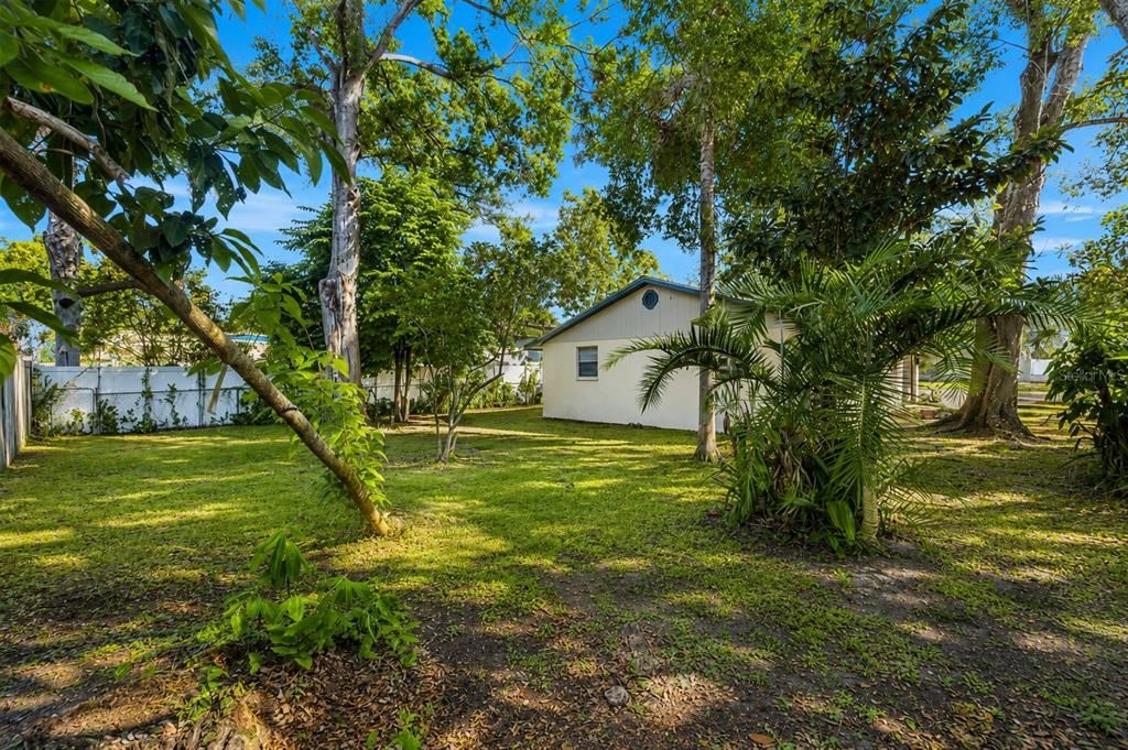 For Sale: $240,000 (2 beds, 0 baths, 1080 Square Feet)