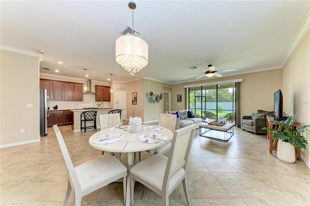 For Sale: $550,000 (4 beds, 3 baths, 2006 Square Feet)