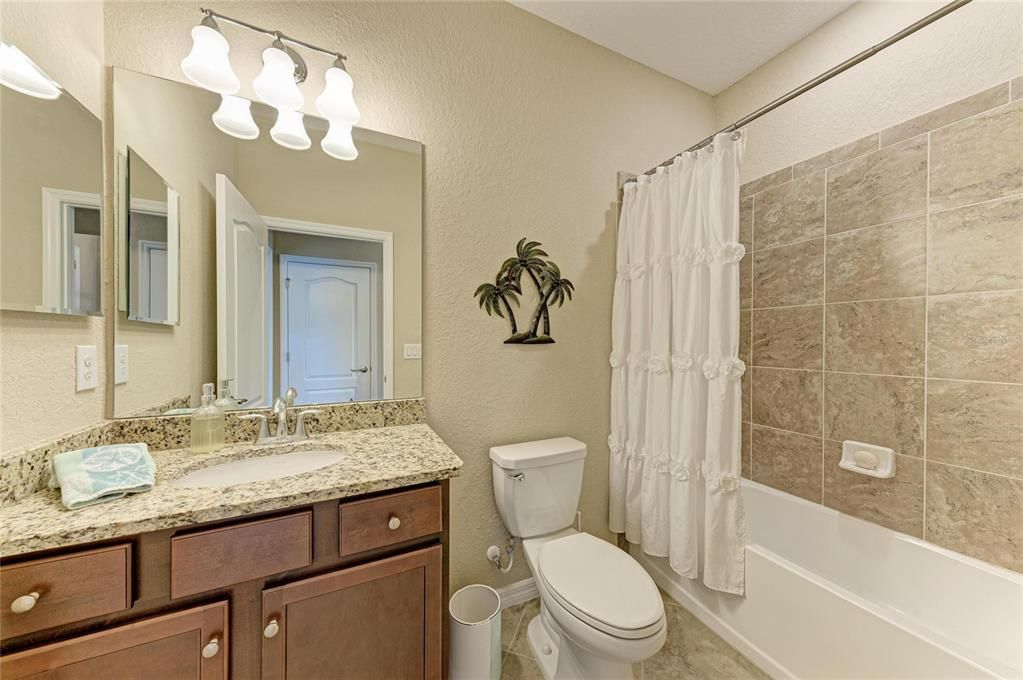 For Sale: $550,000 (4 beds, 3 baths, 2006 Square Feet)