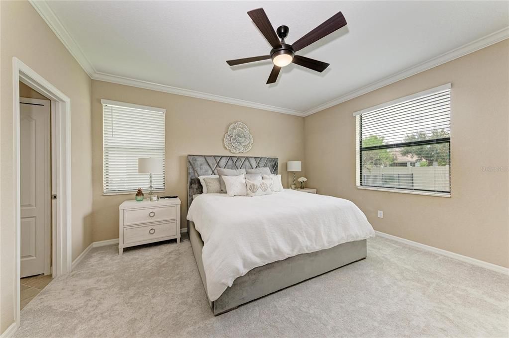 For Sale: $550,000 (4 beds, 3 baths, 2006 Square Feet)