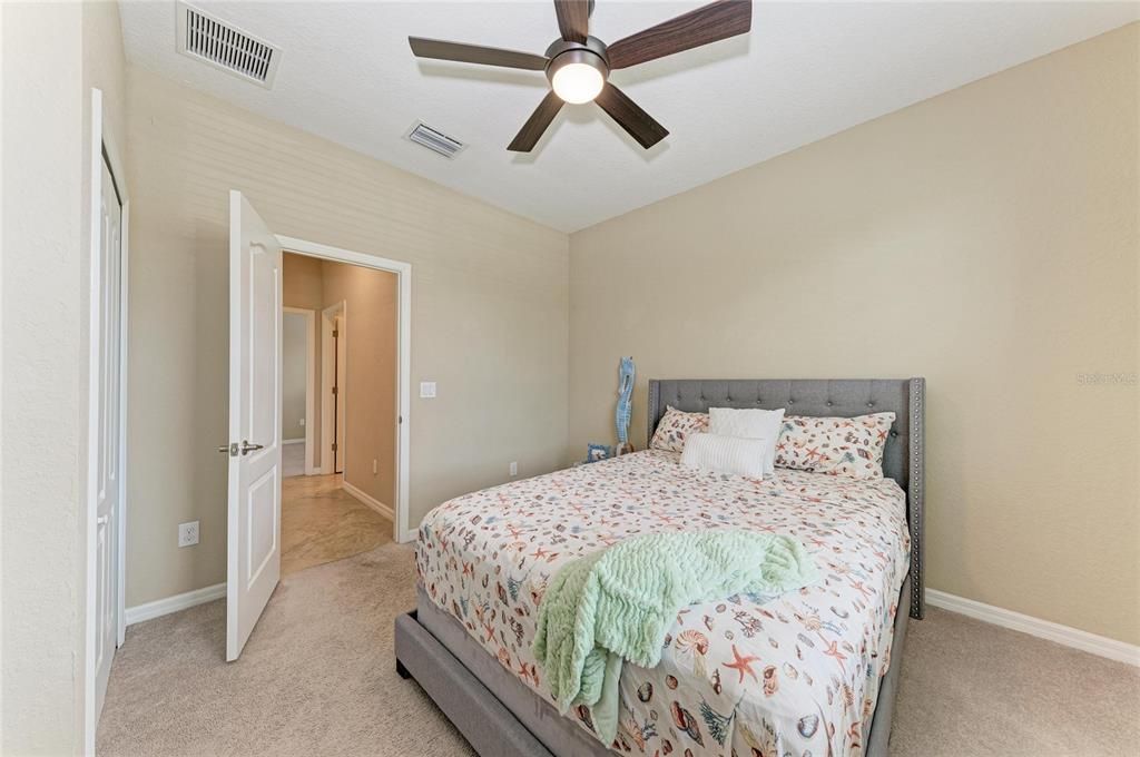 For Sale: $550,000 (4 beds, 3 baths, 2006 Square Feet)