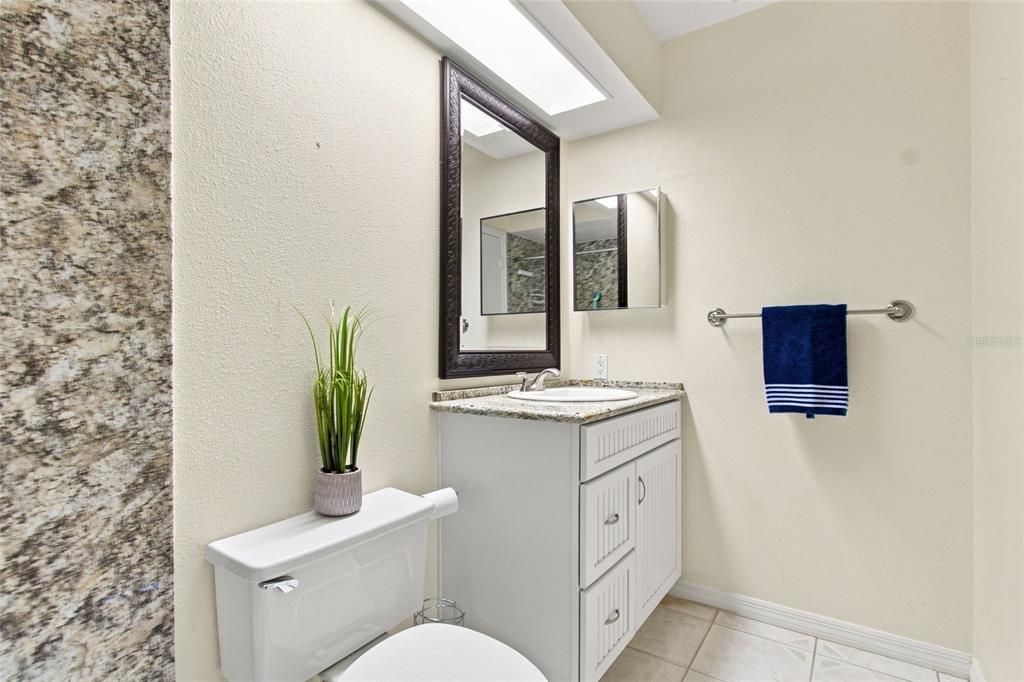 For Sale: $269,700 (2 beds, 2 baths, 1633 Square Feet)