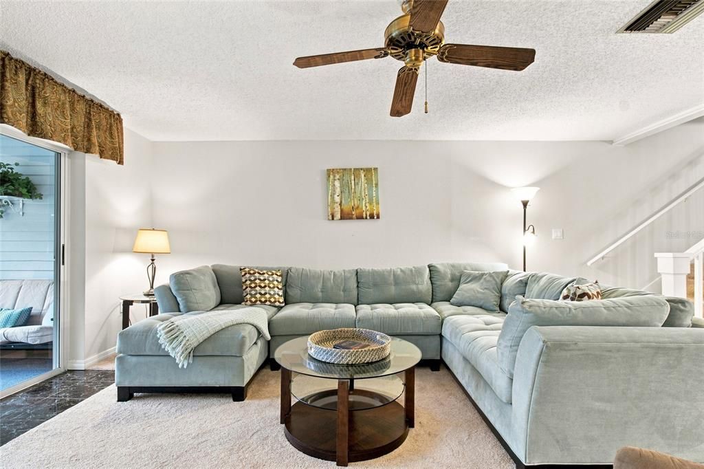 For Sale: $269,700 (2 beds, 2 baths, 1633 Square Feet)
