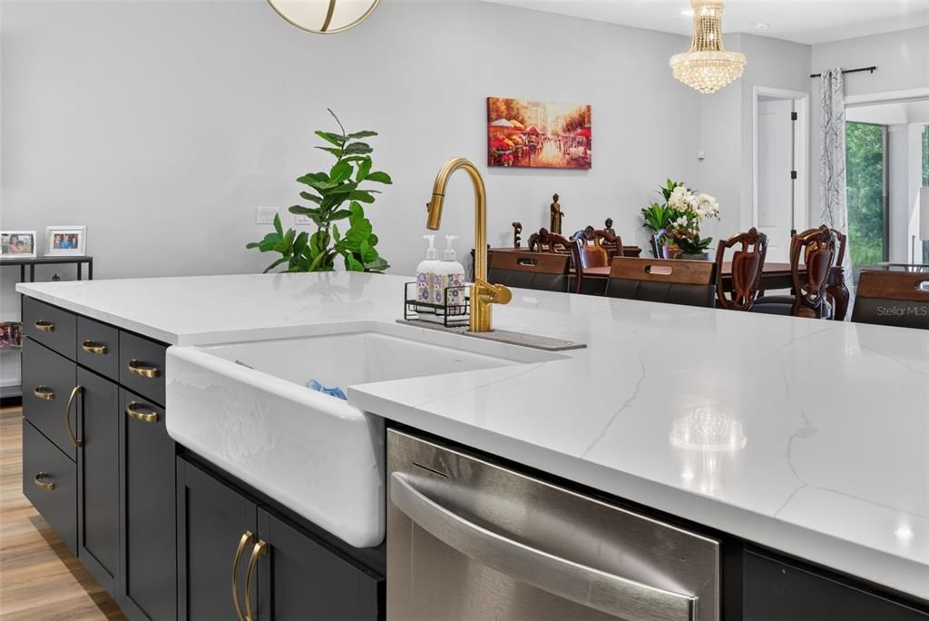 For Sale: $575,000 (3 beds, 3 baths, 2790 Square Feet)
