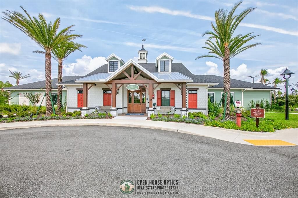 For Sale: $575,000 (3 beds, 3 baths, 2790 Square Feet)