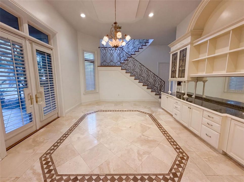 For Sale: $2,900,000 (5 beds, 6 baths, 7066 Square Feet)
