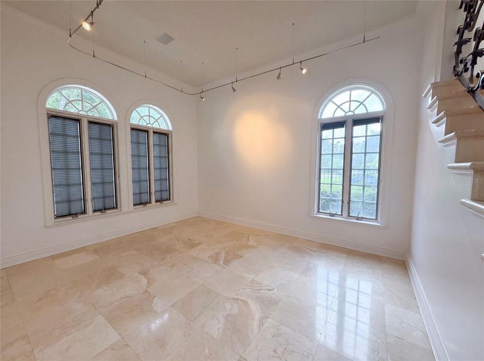 For Sale: $2,900,000 (5 beds, 6 baths, 7066 Square Feet)