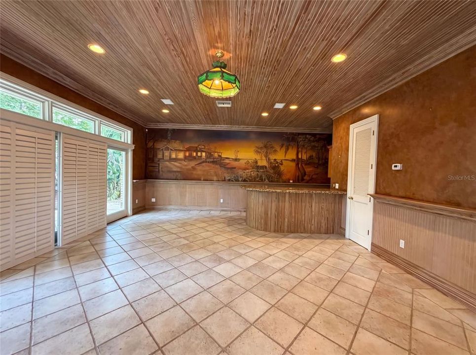 For Sale: $2,900,000 (5 beds, 6 baths, 7066 Square Feet)